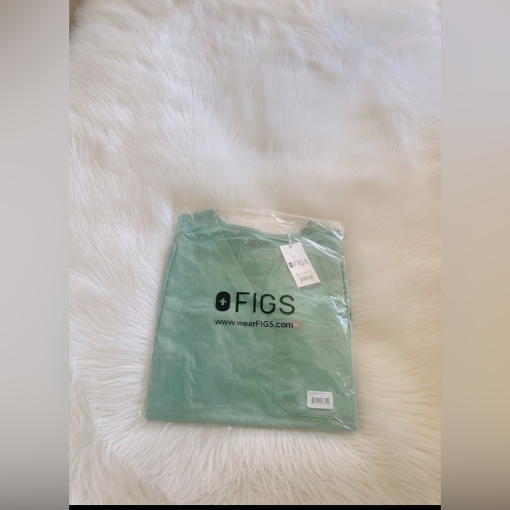 Figs New JADE Small Catarina.